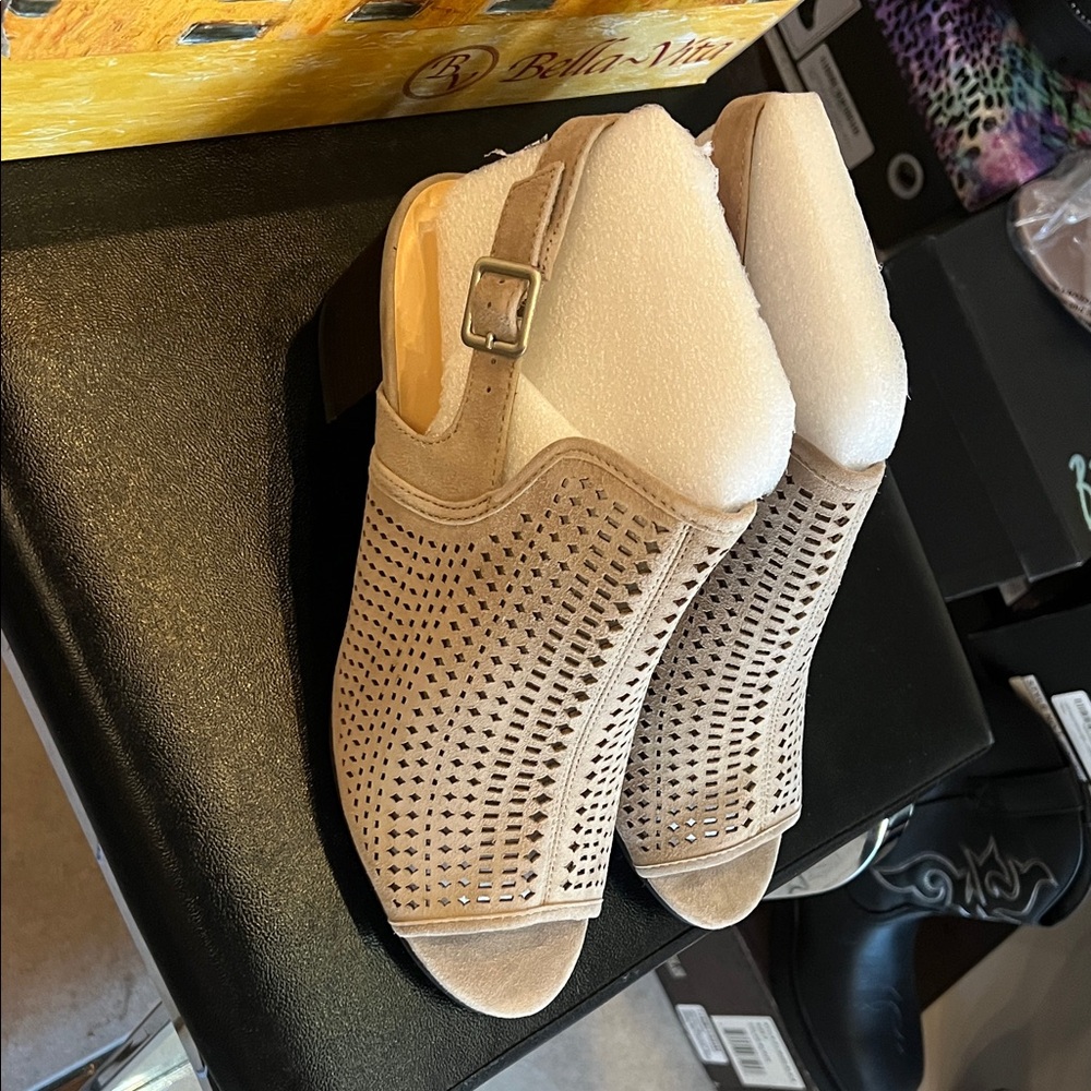 Bella Marie Women's Beige Perforated Mules